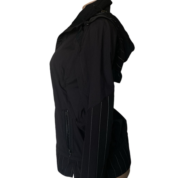 Lululemon Jacket - Picture 5 of 5